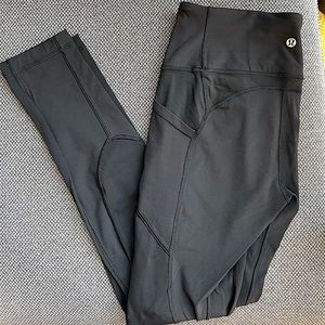 Lululemon Leggings in Black size 8